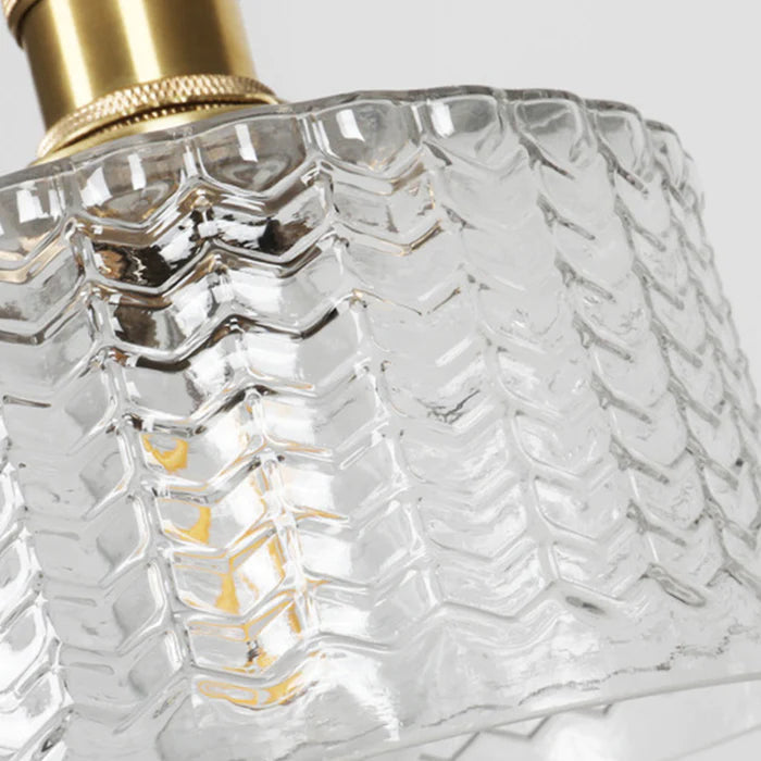 Luminea – Vintage Crystal Pendant Light for a Classic Ambience
