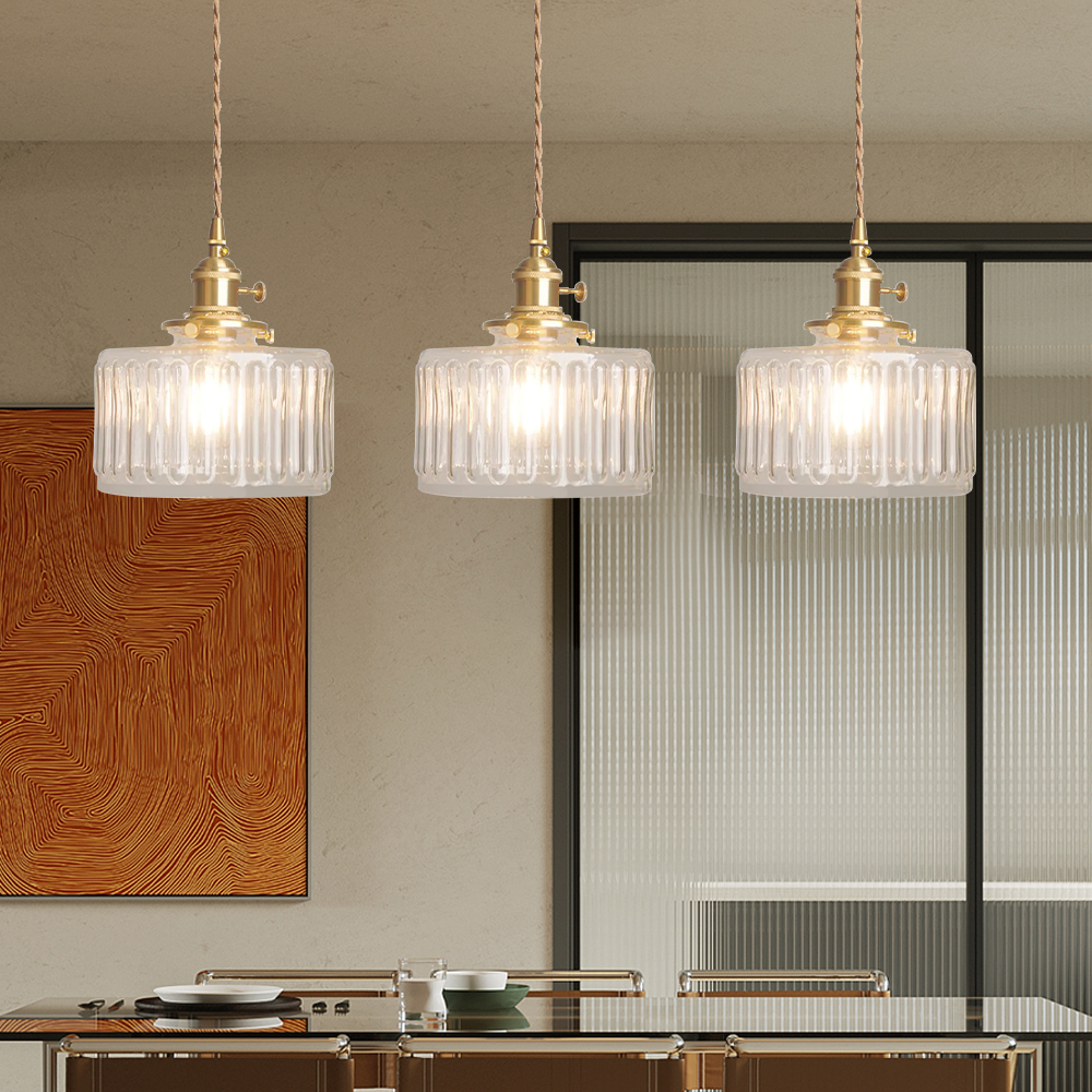 Luminea – Vintage Crystal Pendant Light for a Classic Ambience